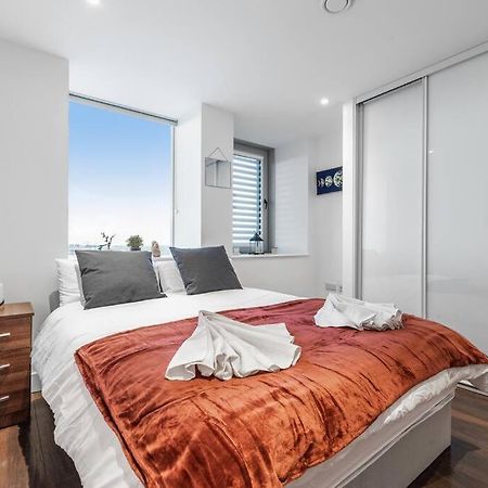 New Apartment 20 Mins From Waterloo London Bp36 Esterno foto