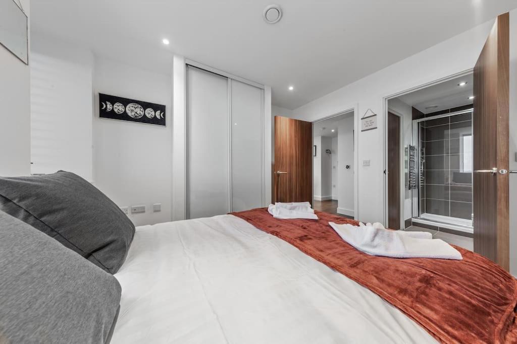 New Apartment 20 Mins From Waterloo London Bp36 Esterno foto